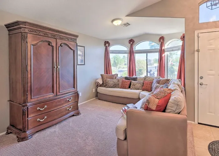 Holiday home Chandler W/ Private Pool Near Golf Sun Lakes