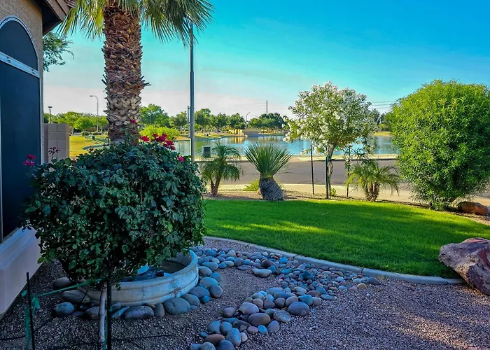 Chandler W/ Private Pool Near Golf *